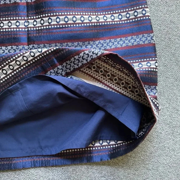 LOFT Women’s Striped Mini Skirt Size 2 - Picture 6 of 6